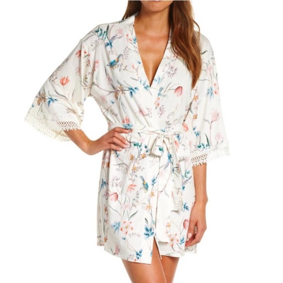 Flora Nikrooz Floral Kimono Robe. Women’s Sz- NWT WatercolorBirdsRomantic